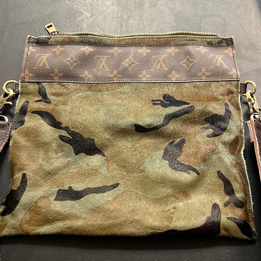 LV with Camo crossbody bag